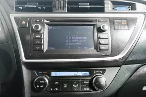 Toyota  11
