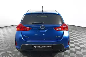 Toyota  5