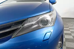 Toyota  7