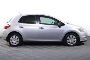 Toyota  3