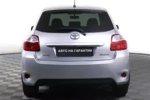 Toyota  5