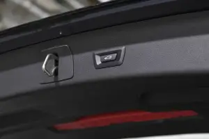 BMW  12