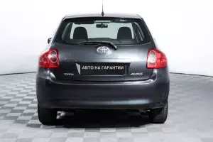 Toyota  5