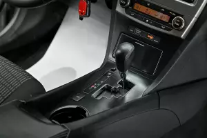 Toyota  8