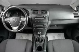 Toyota  5