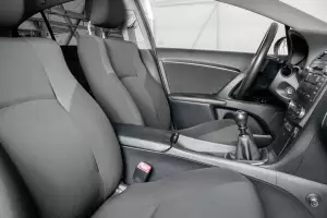 Toyota  8