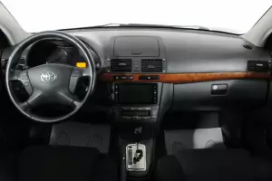 Toyota  10