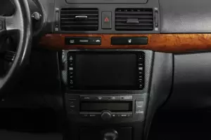 Toyota  12