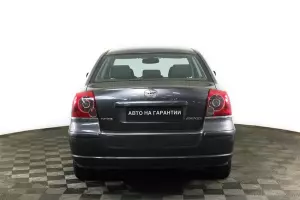 Toyota  5