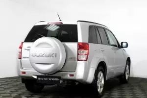 Suzuki  4