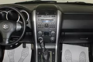 Suzuki  8