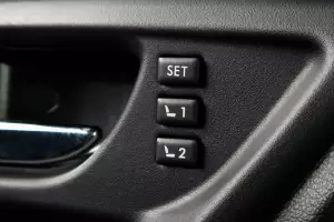 Subaru  11