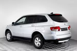 SsangYong  16