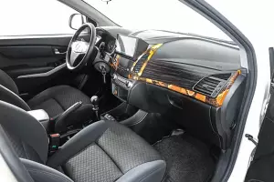 SsangYong  10