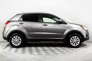 SsangYong  3