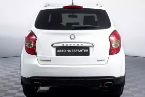 SsangYong  5