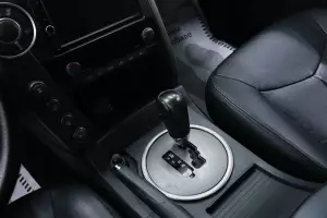 SsangYong  8