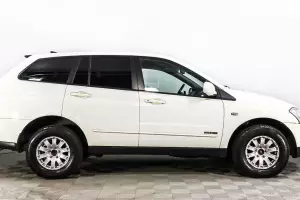SsangYong  3