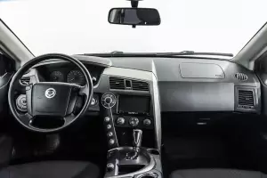 SsangYong  6