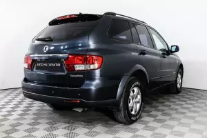 SsangYong  4