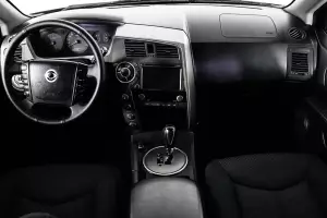 SsangYong  6