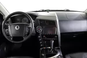 SsangYong  9