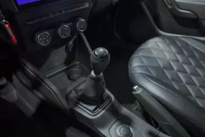 Renault  9