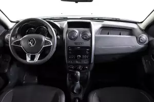 Renault  8