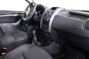 Renault  9