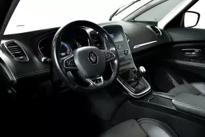 Renault  10