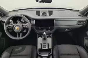 Porsche  9