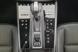 Porsche  5