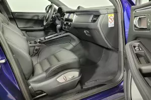 Porsche  4
