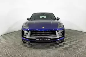 Porsche  19