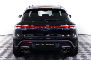 Porsche  19