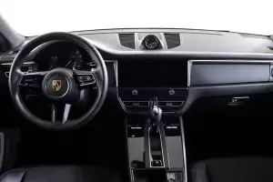 Porsche  10