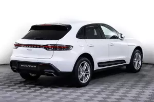 Porsche  4