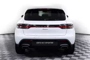 Porsche  5