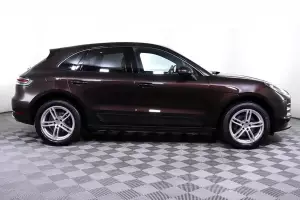 Porsche  17