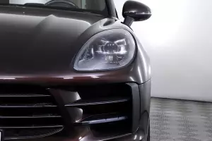 Porsche  12
