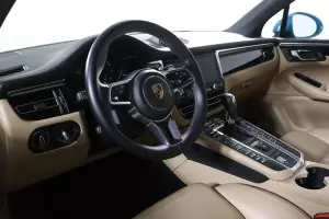 Porsche  13