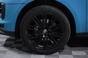 Porsche  8