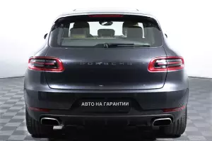 Porsche  5