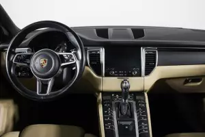 Porsche  7