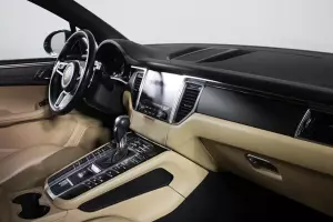 Porsche  8
