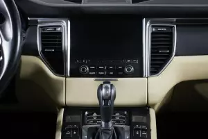 Porsche  9