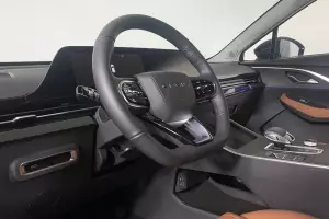 Omoda  10