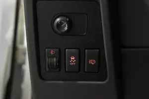 Nissan  11
