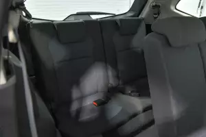 Nissan  13