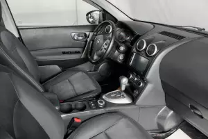 Nissan  7